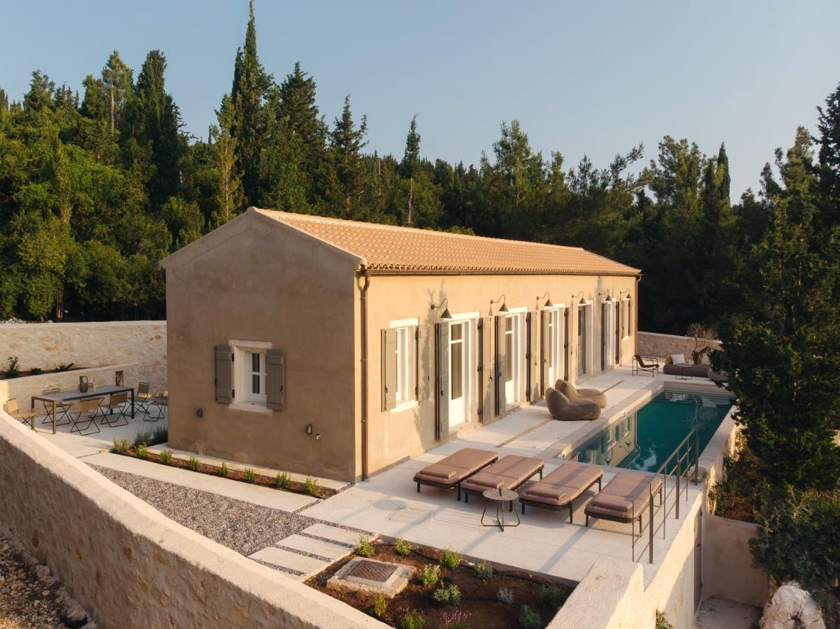 F Topia Villas Фискардон Экстерьер фото